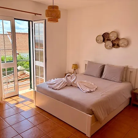 Oliveira's Porto Santo